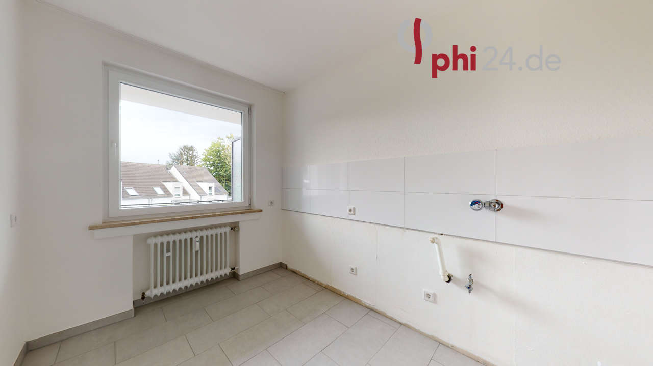 Etagenwohnung Aachen referenzen Phi: PHI-AACHEN-Sonnige-frisch-renovierte-Wohnetage-mit-Garage-in-zentraler-Lage-von-Eilendorf-08152022_155012 Immobilienmakler Aachen Etagenwohnung referenzen mit Immobilienbewertung