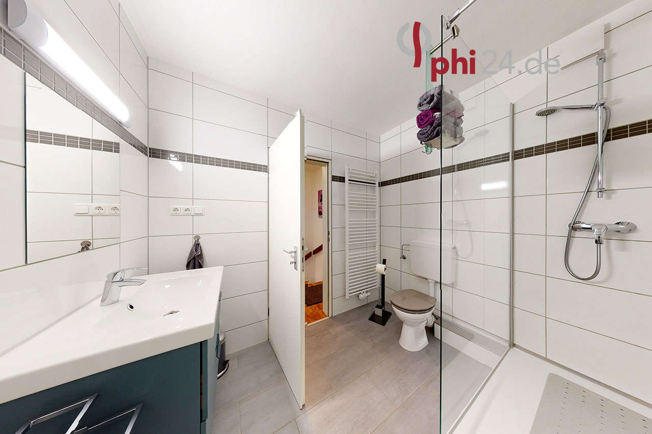 Reihenmittelhaus Aachen referenzen Phi: Immobilie-Aachen-Haus-Kaufen-HT301-12 Immobilienmakler Aachen Reihenmittelhaus referenzen mit Immobilienbewertung