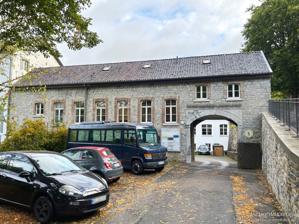 Bürofläche Aachen / Kornelimünster kaufen Phi: Zufahrt Immobilienmakler Aachen / Kornelimünster Bürofläche kaufen mit Immobilienbewertung