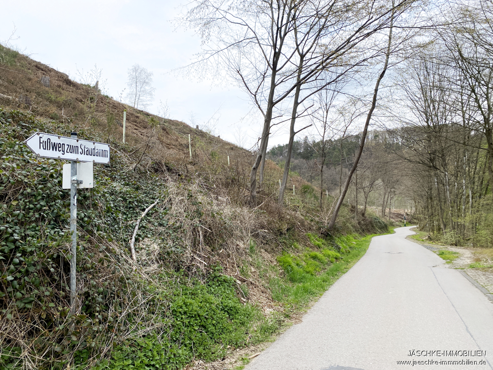 Grundstück (Wohnbebauung) Stolberg (Rheinland) / Schevenhütte kaufen Phi: Fußweg Immobilienmakler Stolberg (Rheinland) / Schevenhütte Grundstück (Wohnbebauung) kaufen mit Immobilienbewertung