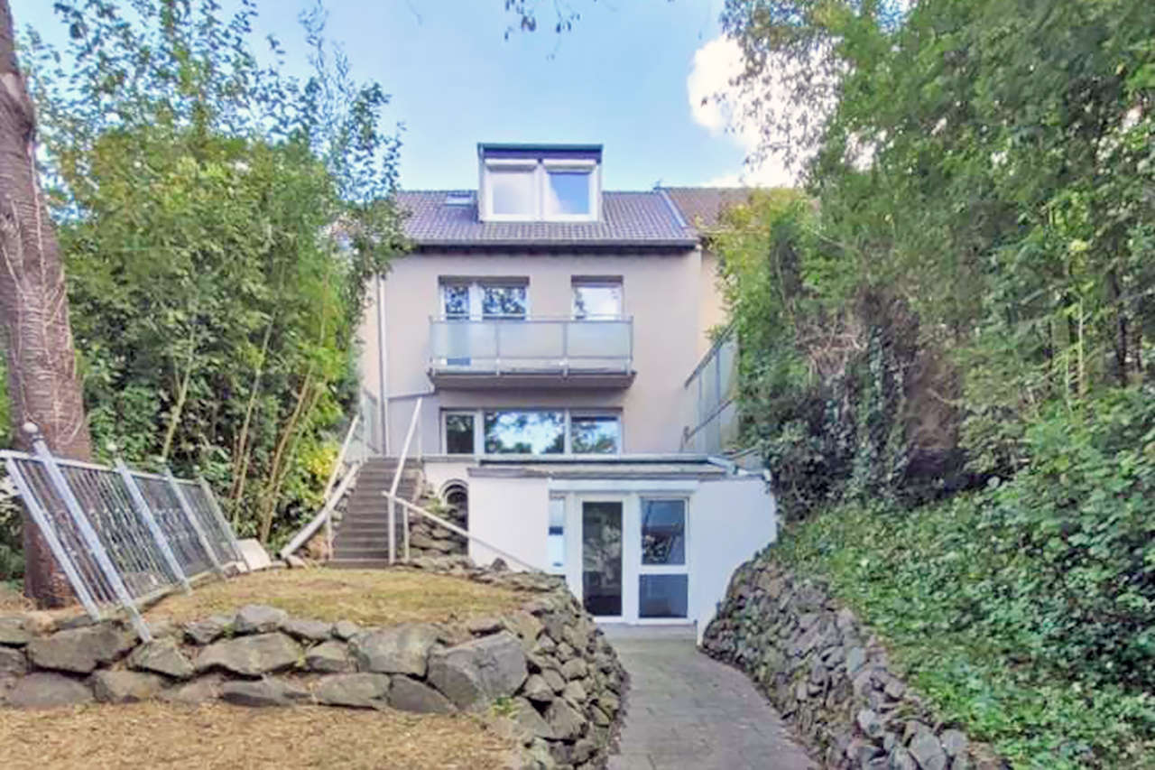 Reihenmittelhaus Aachen referenzen Phi: Immobilien-Aachen-Haus-Mieten-M-GY730.1-27 Immobilienmakler Aachen Reihenmittelhaus referenzen mit Immobilienbewertung
