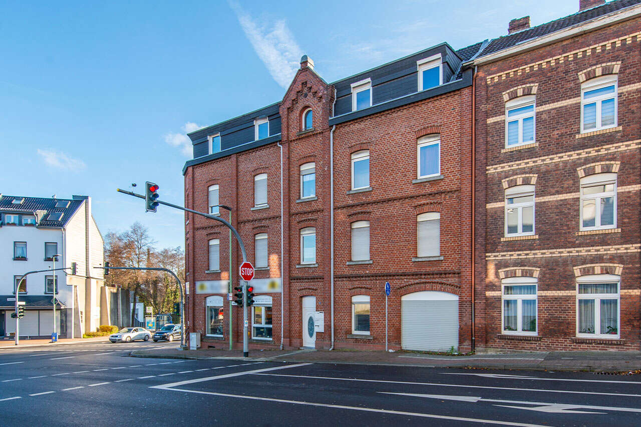 Wohn- und Geschäftshaus Stolberg kaufen Phi: Immobilie-Stolberg-Wohn-Geschäftshaus-Kaufen-PQ772.1-13 Immobilienmakler Stolberg Wohn- und Geschäftshaus kaufen mit Immobilienbewertung
