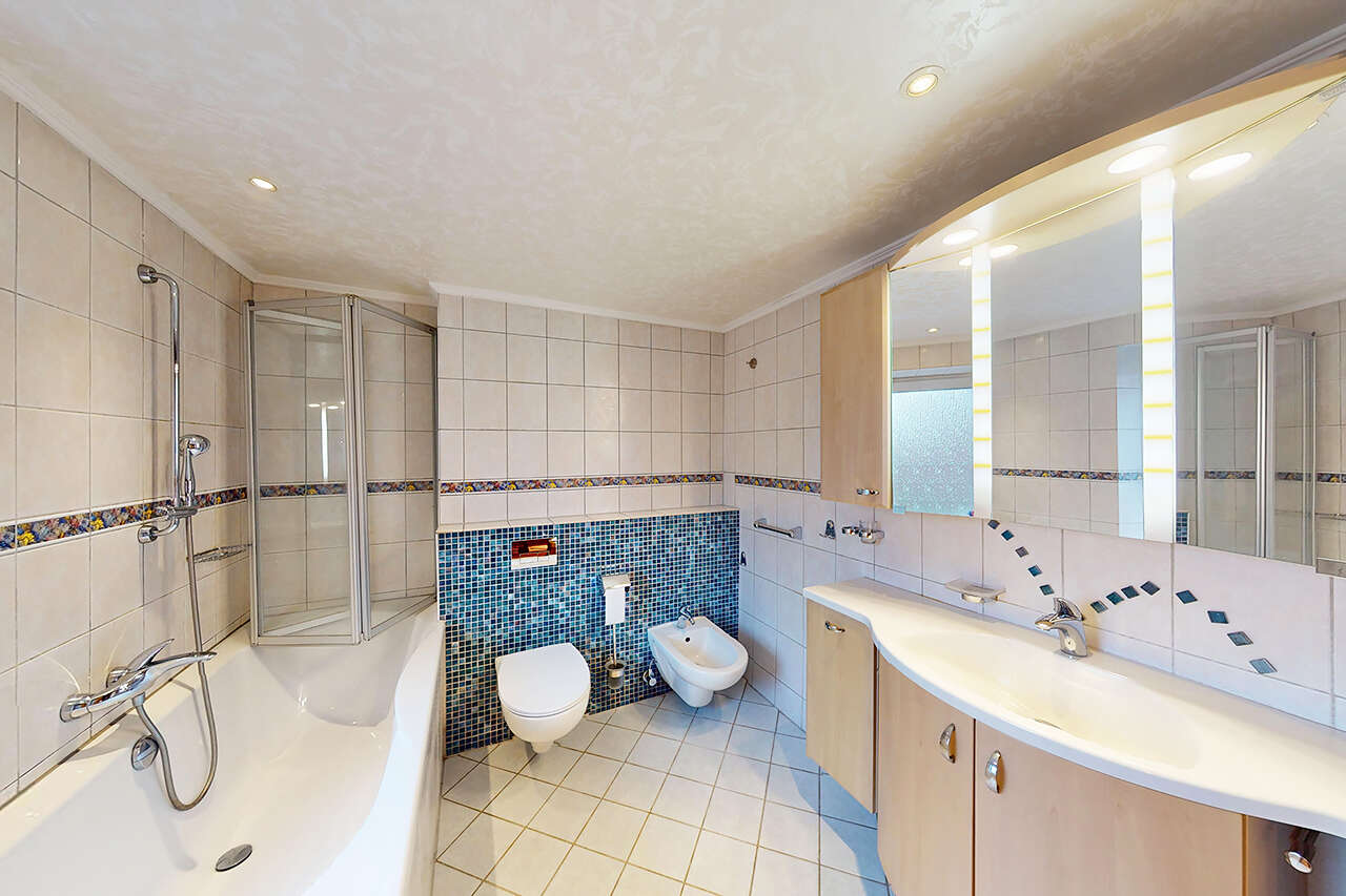 Einfamilienhaus Aachen kaufen Phi: Immobilien-Aachen-Haus-Kaufen-RF127-02 Immobilienmakler Aachen Einfamilienhaus kaufen mit Immobilienbewertung
