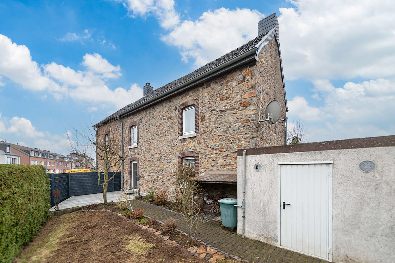 Einfamilienhaus Aachen kaufen Phi: Immobilien-Aachen-Haus-Kaufen-RF127-07 Immobilienmakler Aachen Einfamilienhaus kaufen mit Immobilienbewertung