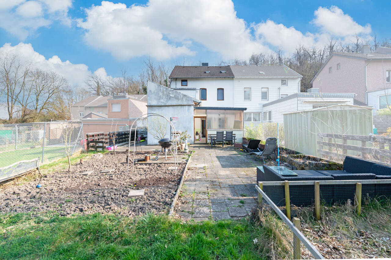 Doppelhaushälfte Alsdorf kaufen Phi: Immobilien-Alsdorf-Haus-Kaufen-PD238-14 Immobilienmakler Alsdorf Doppelhaushälfte kaufen mit Immobilienbewertung