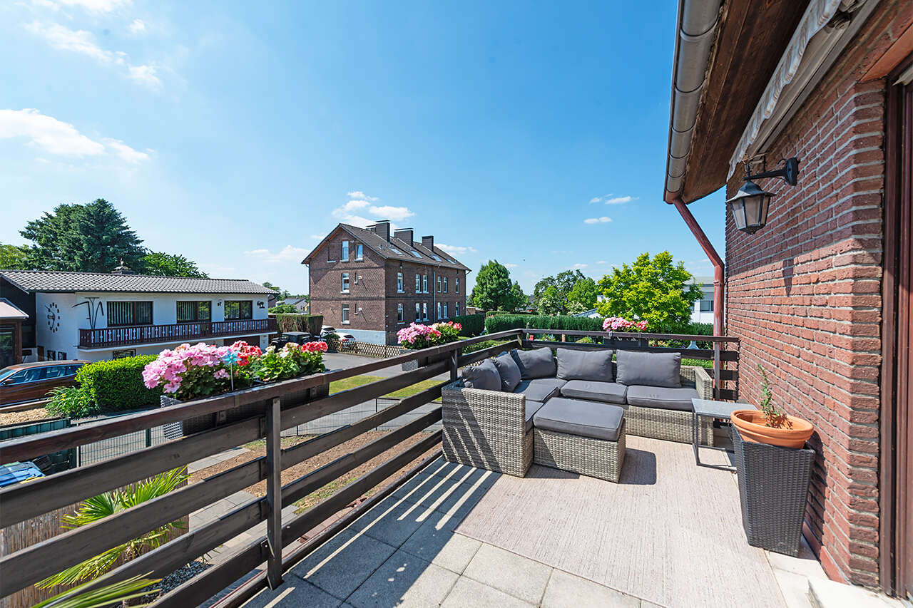 Zweifamilienhaus Herzogenrath kaufen Phi: Immobilien-Herzogenrath-Haus-Kaufen-DR717-20 Immobilienmakler Herzogenrath Zweifamilienhaus kaufen mit Immobilienbewertung