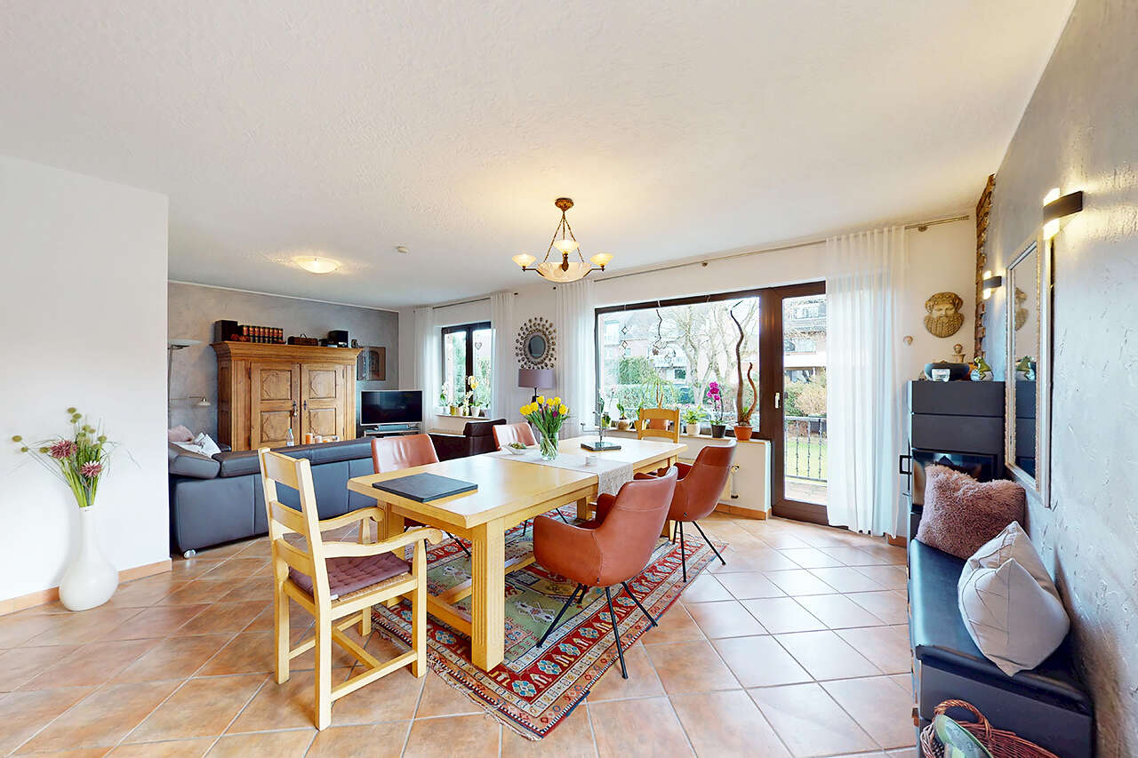 Einfamilienhaus Baesweiler kaufen Phi: Immobilien-Baesweiler-Haus-Kaufen-DB119-01 Immobilienmakler Baesweiler Einfamilienhaus kaufen mit Immobilienbewertung