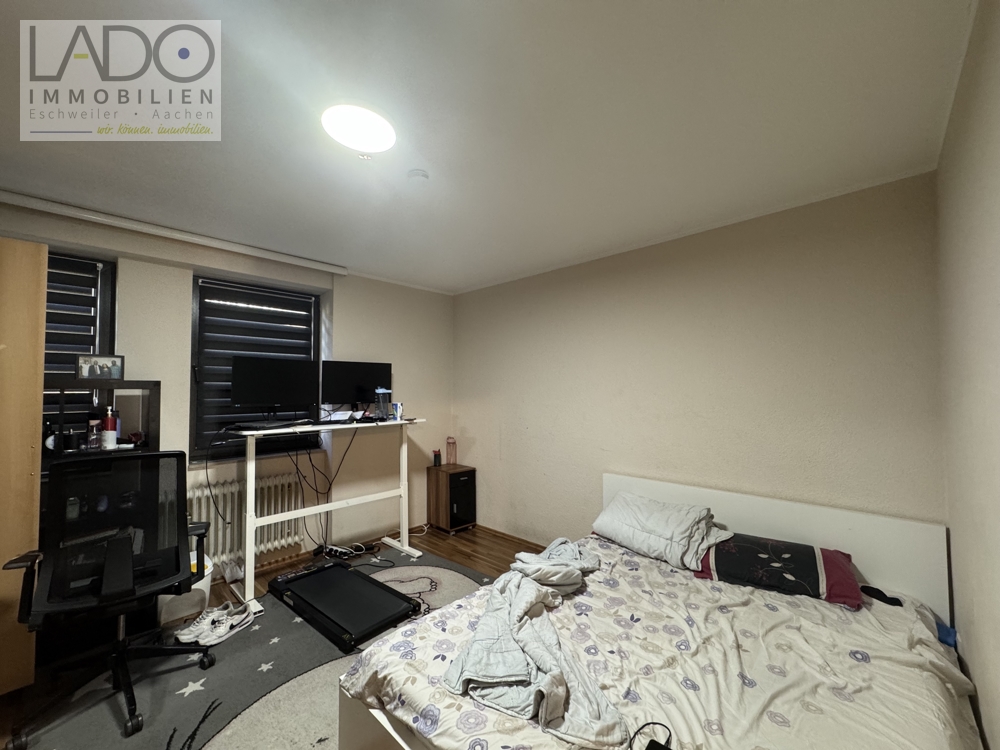 Etagenwohnung Düren kaufen Phi: Schlafzimmer Immobilienmakler Düren Etagenwohnung kaufen mit Immobilienbewertung