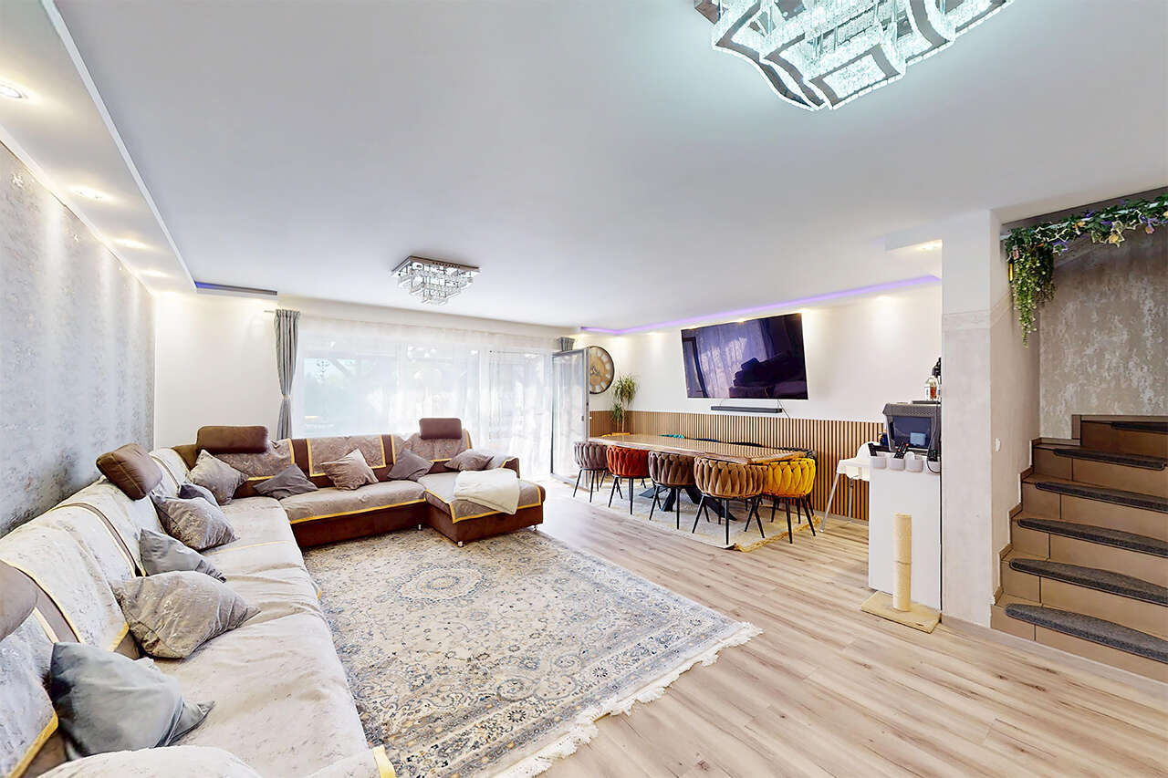 Doppelhaushälfte Linnich kaufen Phi: Immobilien-Linnich-Haus-Kaufen-FX808-01 Immobilienmakler Linnich Doppelhaushälfte kaufen mit Immobilienbewertung