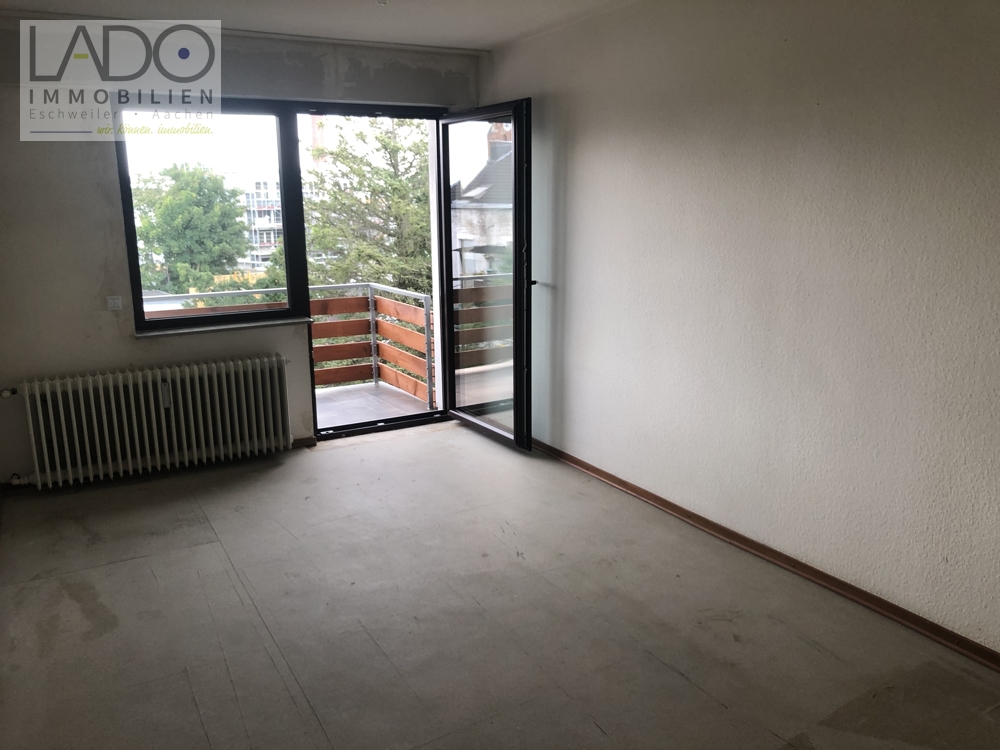 Etagenwohnung Stolberg (Rheinland) kaufen Phi: Wohnzimmer 2.OG links(2) Immobilienmakler Stolberg (Rheinland) Etagenwohnung kaufen mit Immobilienbewertung