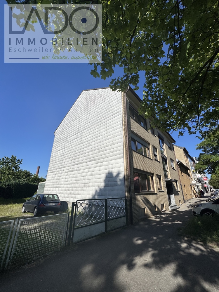 Etagenwohnung Stolberg (Rheinland) kaufen Phi: Seitenansicht Haus Immobilienmakler Stolberg (Rheinland) Etagenwohnung kaufen mit Immobilienbewertung