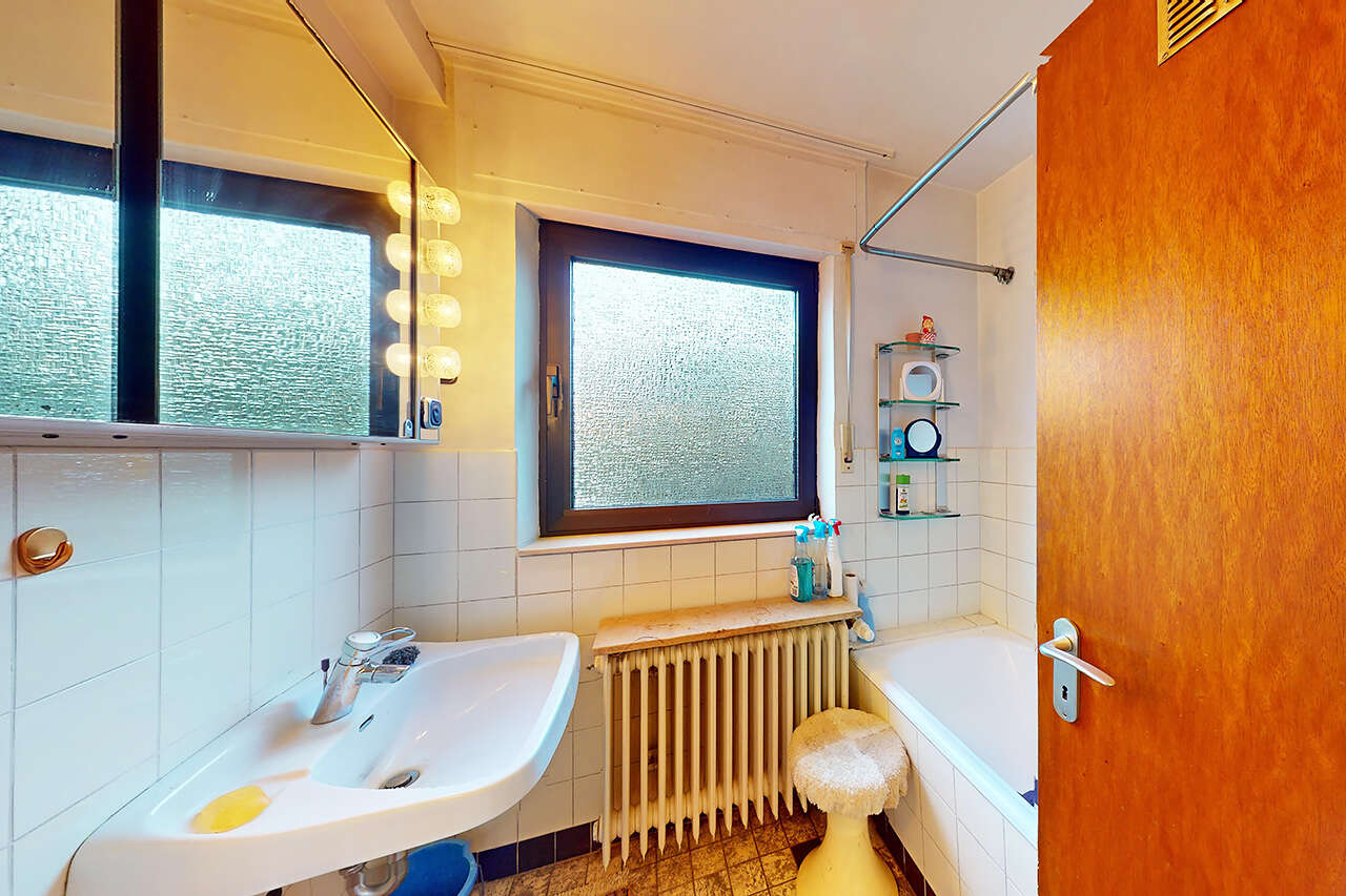 Einfamilienhaus Aachen referenzen Phi: Immobilien-Aachen-Haus-Kaufen-VP764-05 Immobilienmakler Aachen Einfamilienhaus referenzen mit Immobilienbewertung