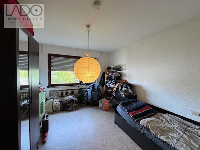 Etagenwohnung Stolberg (Rheinland) kaufen Phi: Schlafzimmer 2.OG rechts Immobilienmakler Stolberg (Rheinland) Etagenwohnung kaufen mit Immobilienbewertung