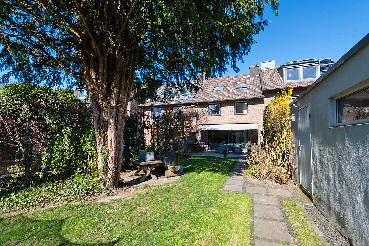 Reihenmittelhaus Aachen kaufen Phi: Immobilien-Aachen-Haus-Kaufen-BV599-15 Immobilienmakler Aachen Reihenmittelhaus kaufen mit Immobilienbewertung