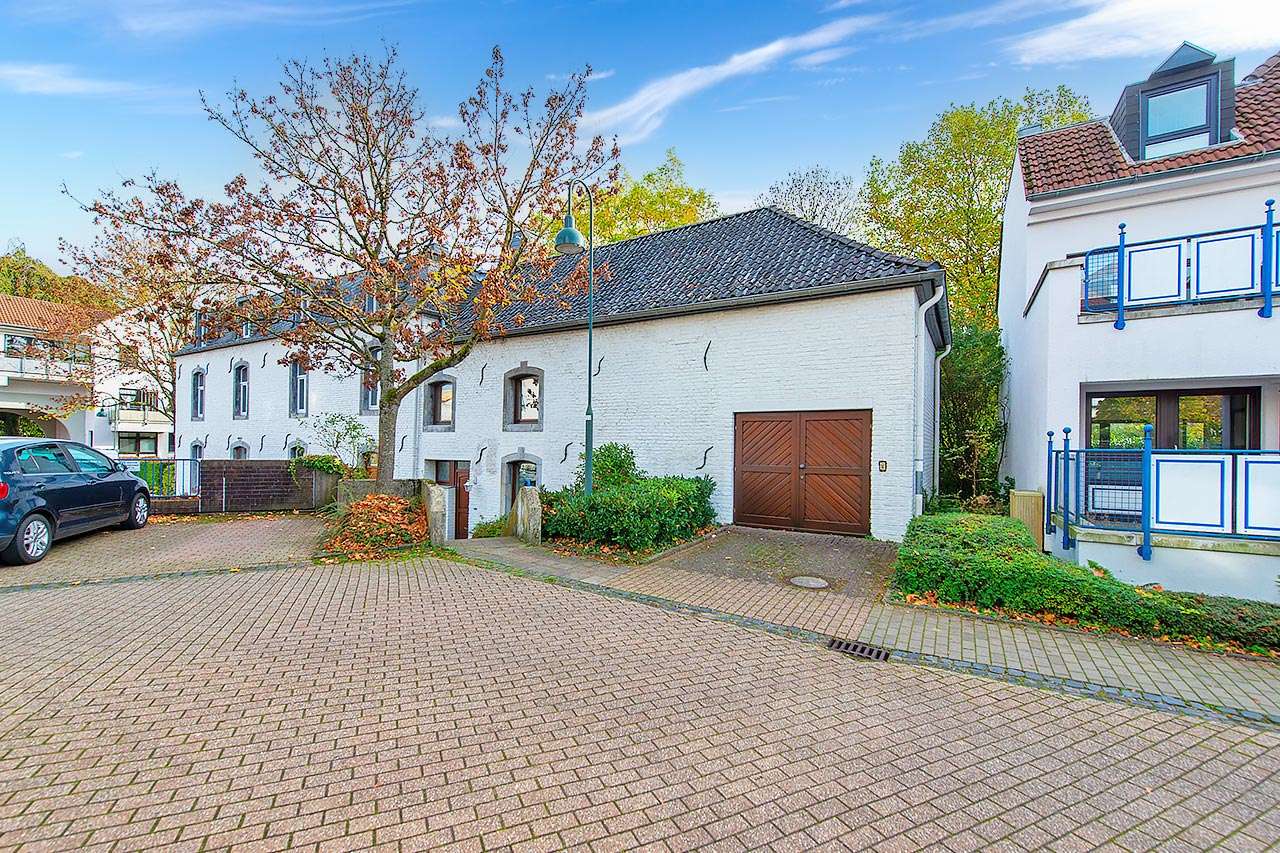 Doppelhaushälfte Aachen kaufen Phi: Immobilie-Aachen-Haus-kaufen-ID060-1 Immobilienmakler Aachen Doppelhaushälfte kaufen mit Immobilienbewertung