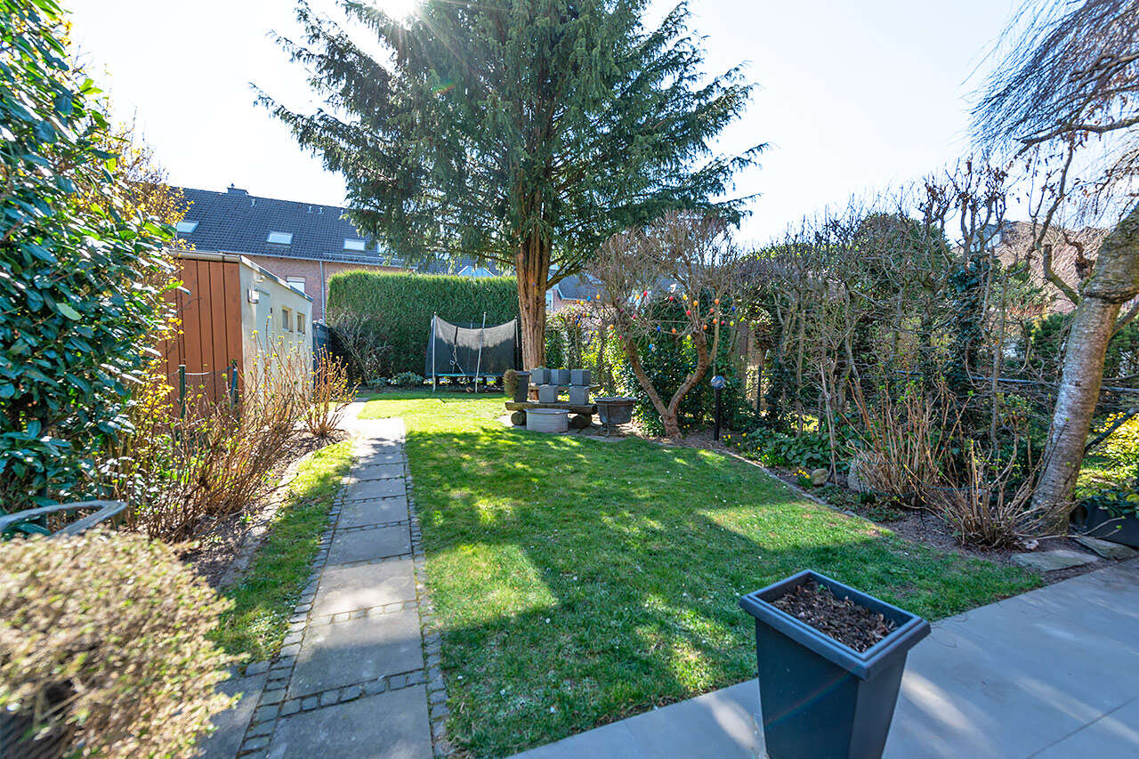 Reihenmittelhaus Aachen kaufen Phi: Immobilien-Aachen-Haus-Kaufen-BV599-16 Immobilienmakler Aachen Reihenmittelhaus kaufen mit Immobilienbewertung