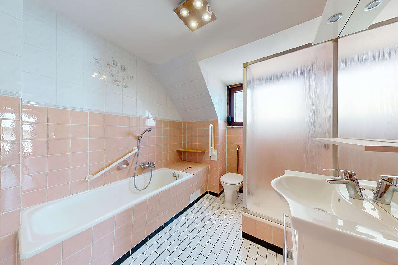 Doppelhaushälfte Alsdorf kaufen Phi: Immobilien-Alsdorf-Haus-Kaufen-SO853-04 Immobilienmakler Alsdorf Doppelhaushälfte kaufen mit Immobilienbewertung