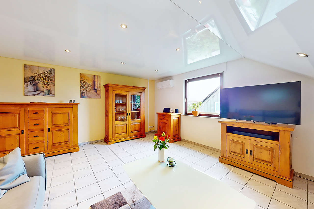 Zweifamilienhaus Elsdorf kaufen Phi: Immobilien-Elsdorf-Haus-Kaufen-ZP998-16 Immobilienmakler Elsdorf Zweifamilienhaus kaufen mit Immobilienbewertung