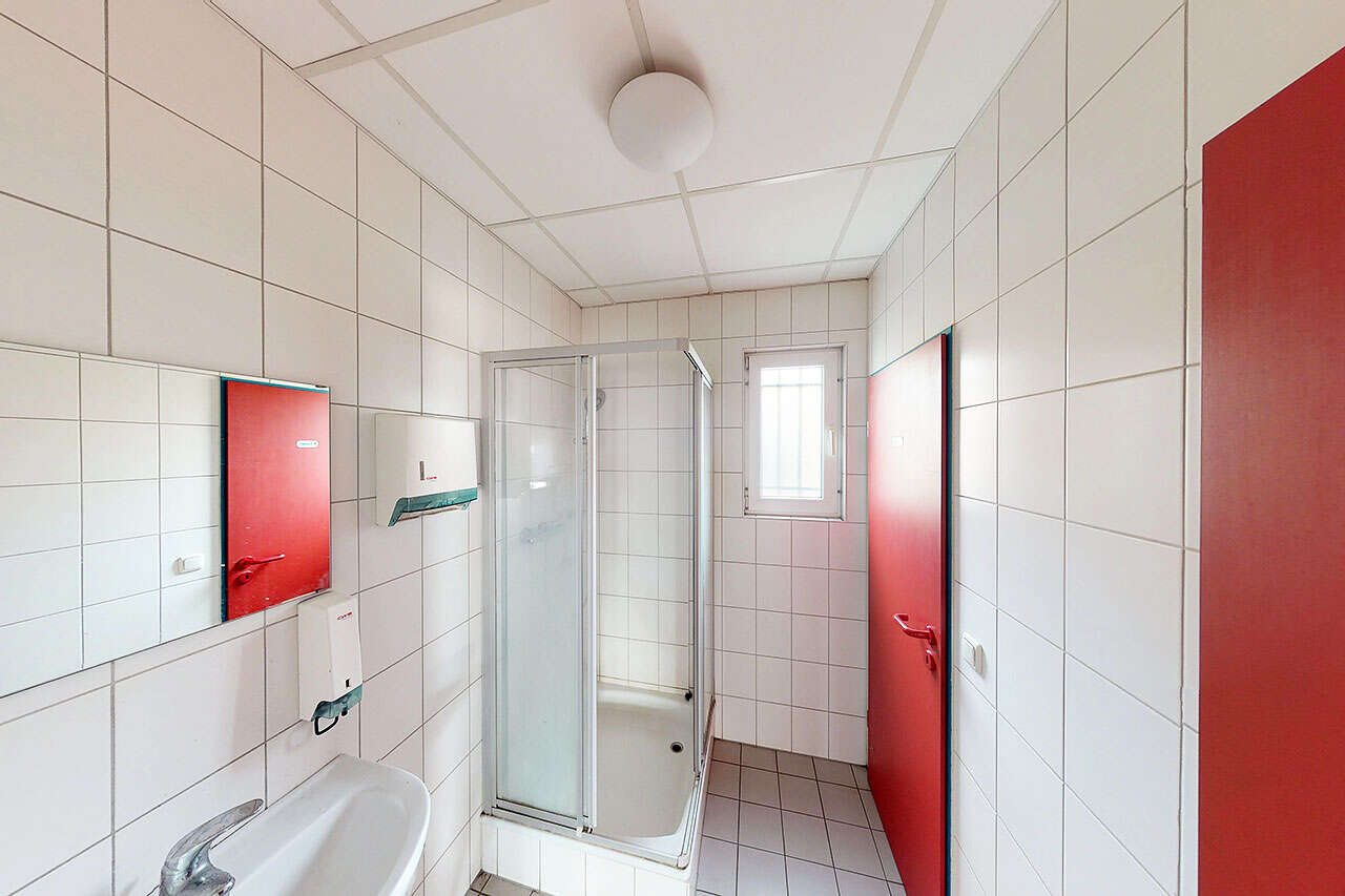 Werkstatt Stolberg referenzen Phi: Immobilien-Stolberg-Gewerbehalle-miete-M-CS711-7 Immobilienmakler Stolberg Werkstatt referenzen mit Immobilienbewertung