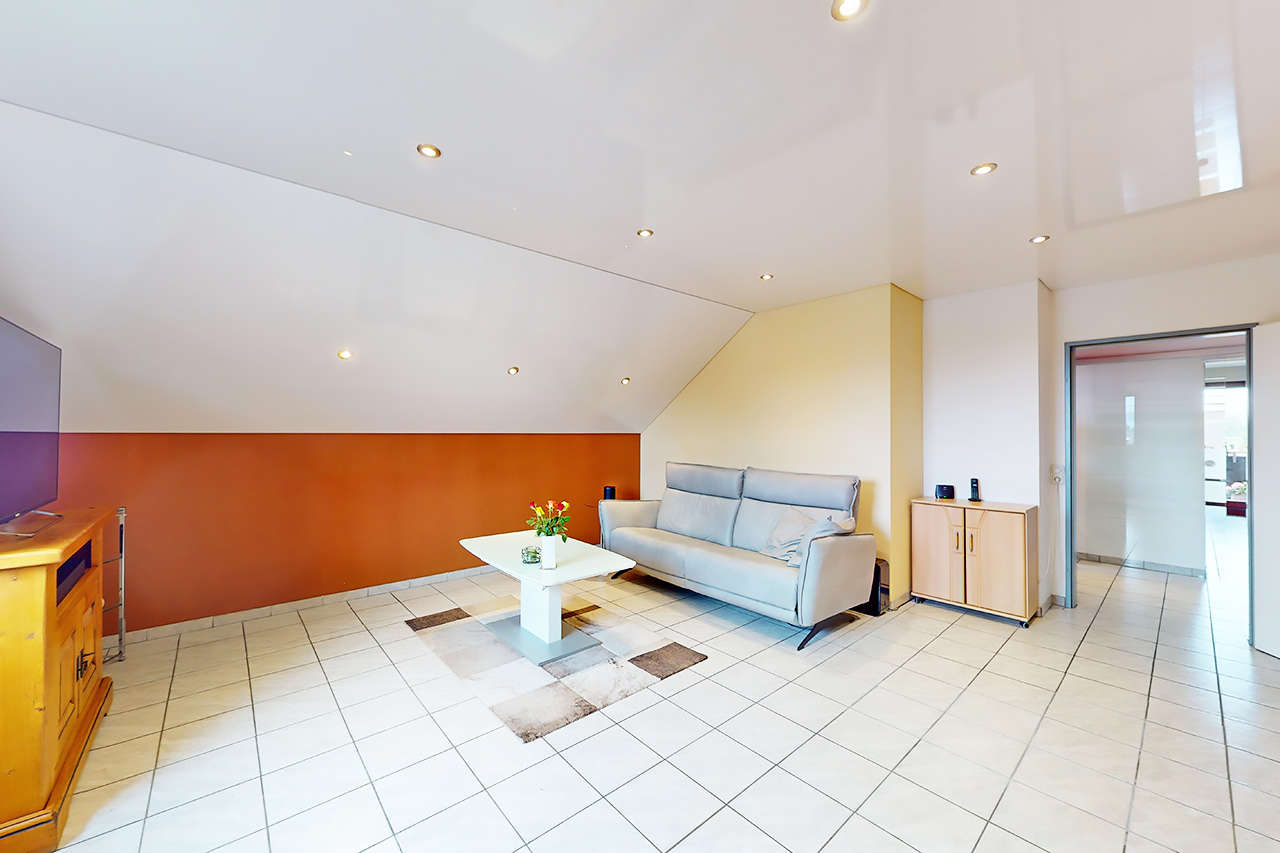 Zweifamilienhaus Elsdorf kaufen Phi: Immobilien-Elsdorf-Haus-Kaufen-ZP998-18 Immobilienmakler Elsdorf Zweifamilienhaus kaufen mit Immobilienbewertung