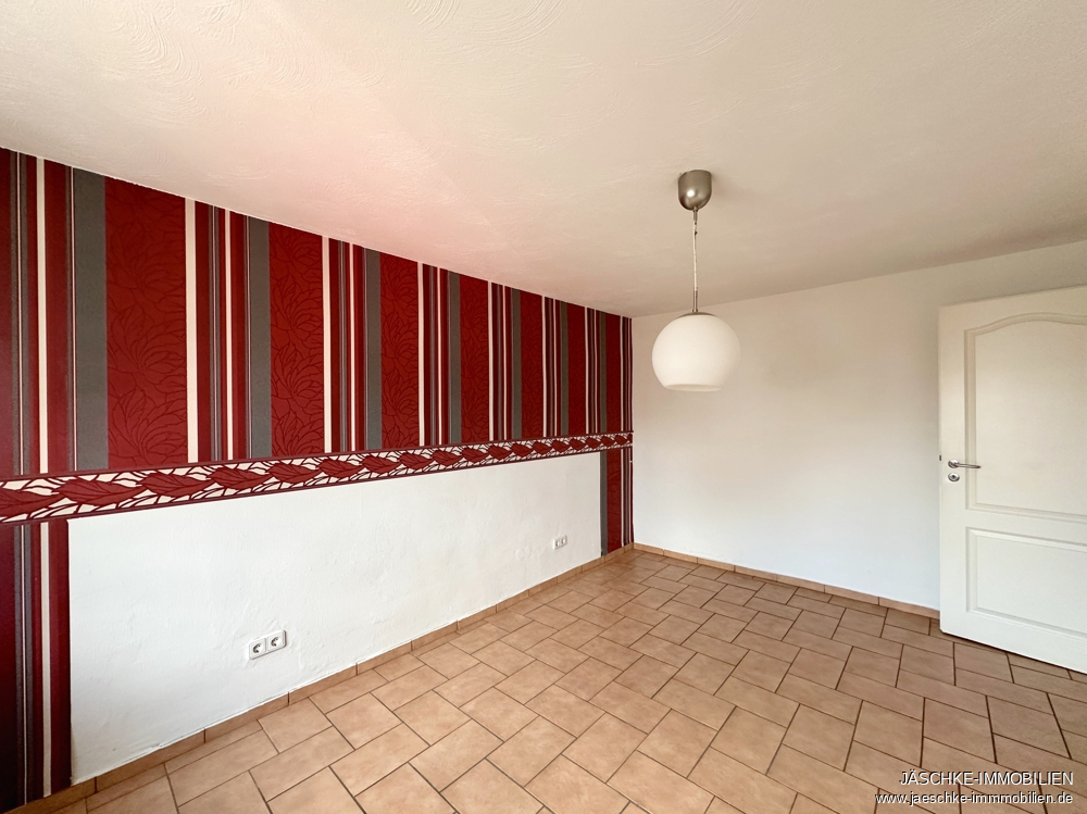 Zweifamilienhaus Stolberg (Rheinland) / Breinig kaufen Phi: Schlafzimmer EG Immobilienmakler Stolberg (Rheinland) / Breinig Zweifamilienhaus kaufen mit Immobilienbewertung