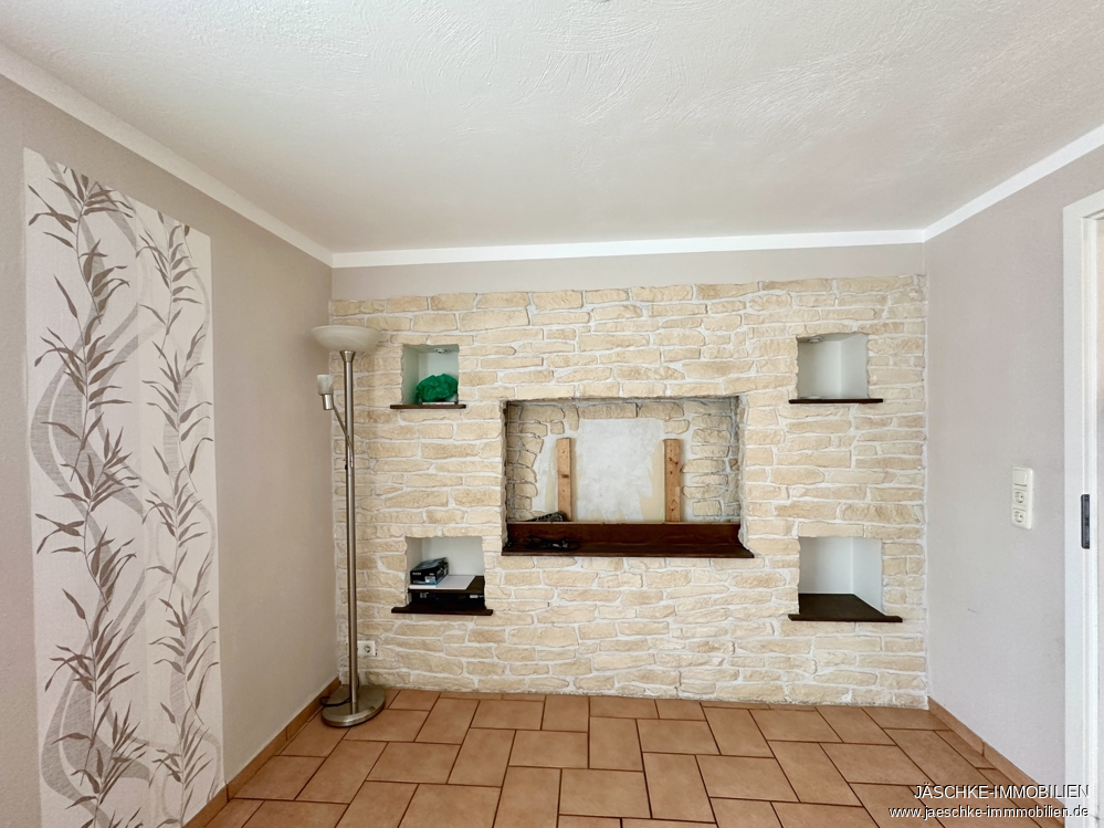 Zweifamilienhaus Stolberg (Rheinland) / Breinig kaufen Phi: Wohnzimmer EG Immobilienmakler Stolberg (Rheinland) / Breinig Zweifamilienhaus kaufen mit Immobilienbewertung