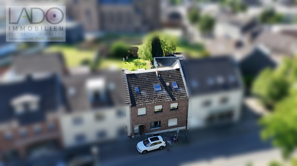 Mehrfamilienhaus Merzenich kaufen Phi: Frontansicht Immobilienmakler Merzenich Mehrfamilienhaus kaufen mit Immobilienbewertung