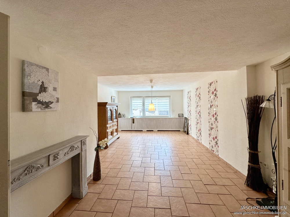 Zweifamilienhaus Stolberg (Rheinland) / Breinig kaufen Phi: Esszimmer EG Immobilienmakler Stolberg (Rheinland) / Breinig Zweifamilienhaus kaufen mit Immobilienbewertung