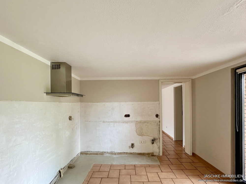 Zweifamilienhaus Stolberg (Rheinland) / Breinig kaufen Phi: Küche EG Immobilienmakler Stolberg (Rheinland) / Breinig Zweifamilienhaus kaufen mit Immobilienbewertung