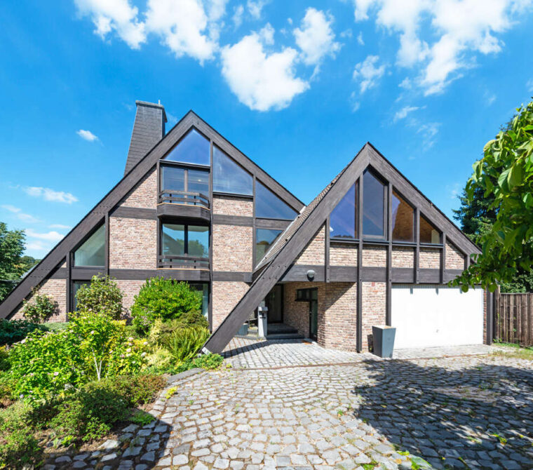 Immobilienmakler Aachen Villa kaufen mit Immobilienbewertung