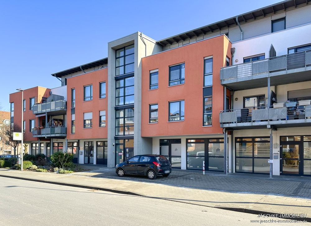 Wohn- und Geschäftshaus Aachen / Brand kaufen Phi: Außenansicht Immobilienmakler Aachen / Brand Wohn- und Geschäftshaus kaufen mit Immobilienbewertung