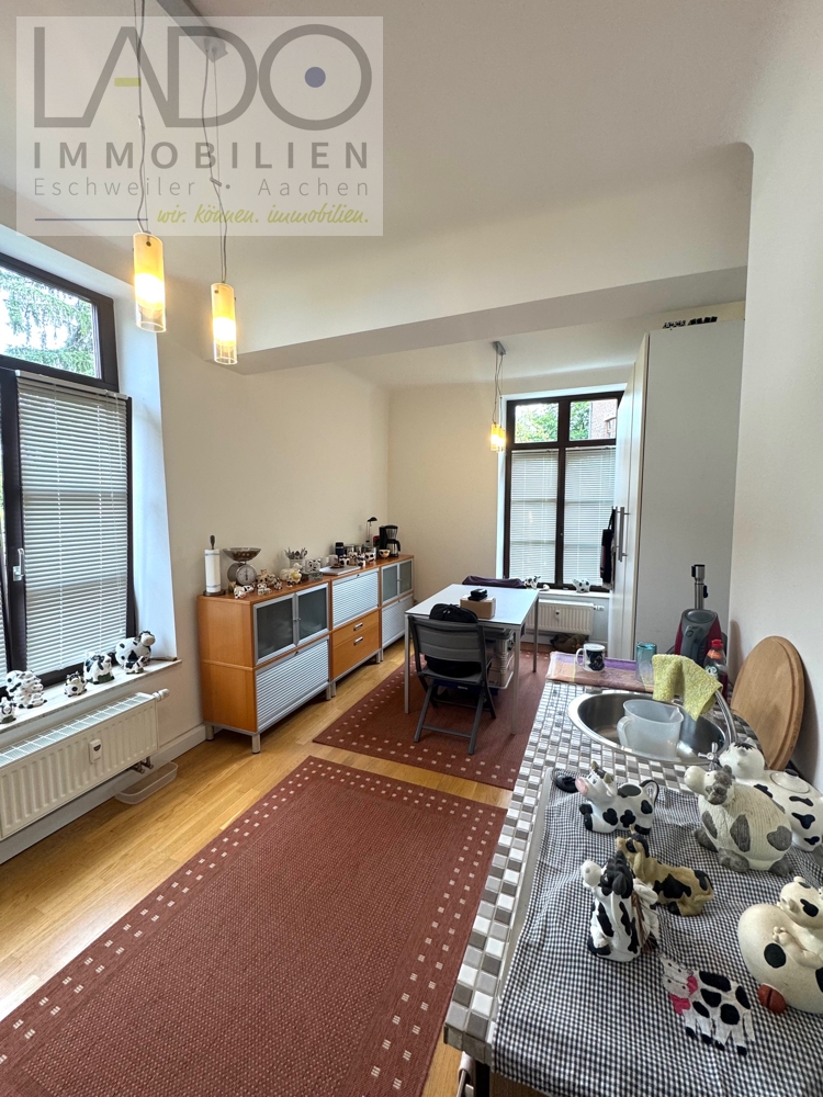 Etagenwohnung Aachen kaufen Phi: Küche Immobilienmakler Aachen Etagenwohnung kaufen mit Immobilienbewertung