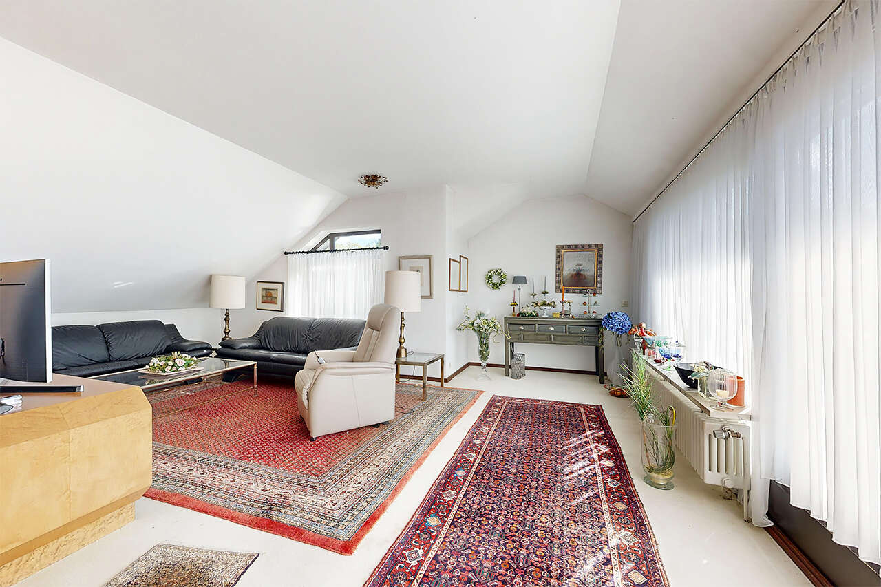 Immobilienmakler Aachen DG-Wohnung kaufen mit Immobilienbewertung