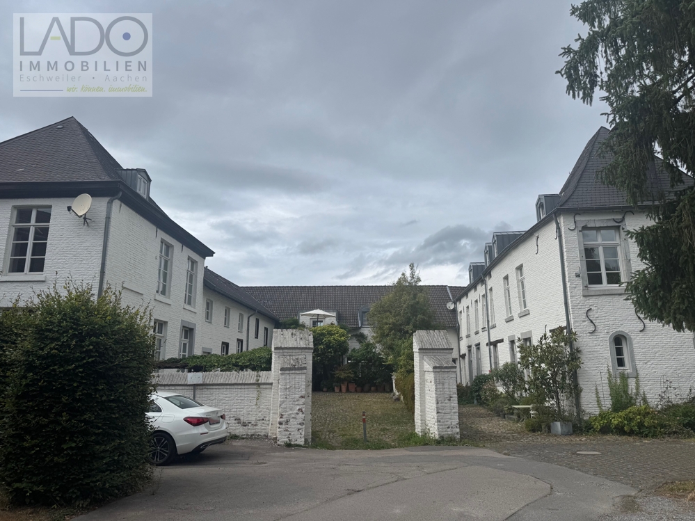 Etagenwohnung Aachen kaufen Phi: Ansicht Hof Immobilienmakler Aachen Etagenwohnung kaufen mit Immobilienbewertung