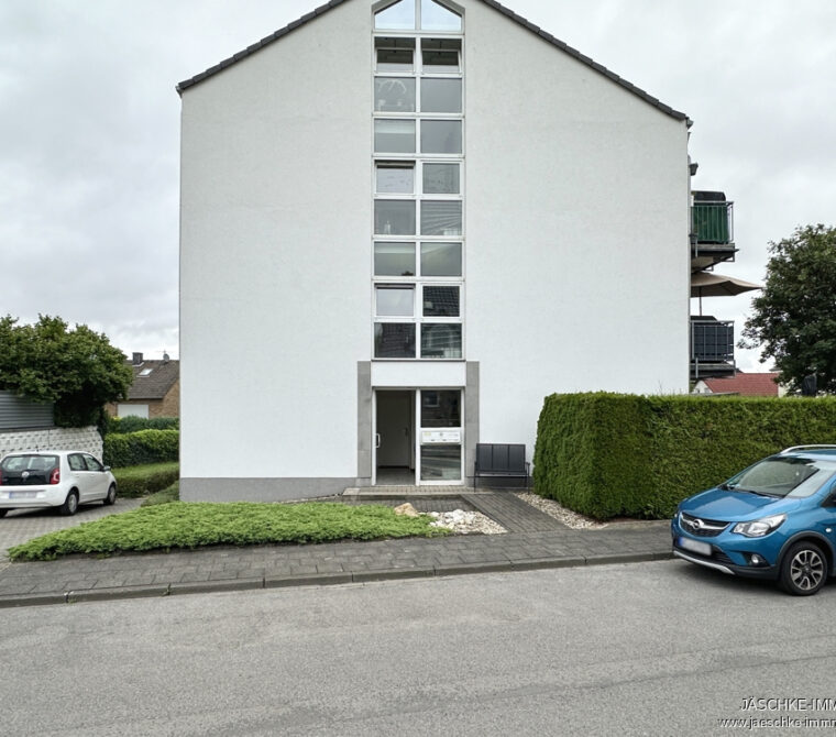 Immobilienmakler Eschweiler / Kinzweiler DG-Wohnung kaufen mit Immobilienbewertung