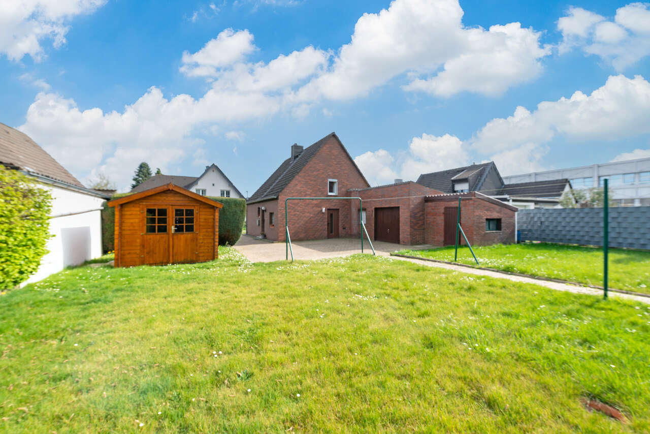 Einfamilienhaus Alsdorf kaufen Phi: Immobilien-Alsdorf-Haus-Kaufen-KT611-10 Immobilienmakler Alsdorf Einfamilienhaus kaufen mit Immobilienbewertung