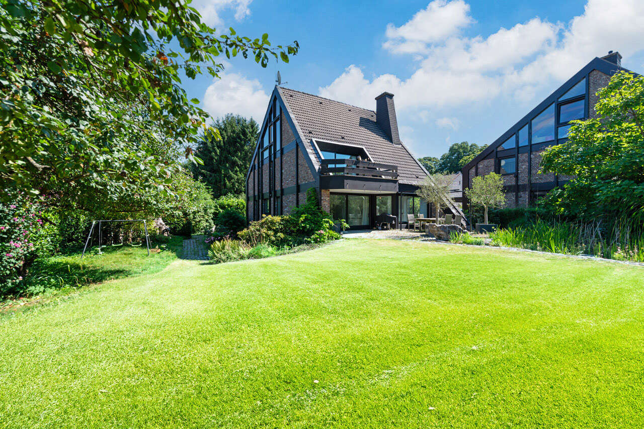 Immobilienmakler Aachen Villa kaufen mit Immobilienbewertung