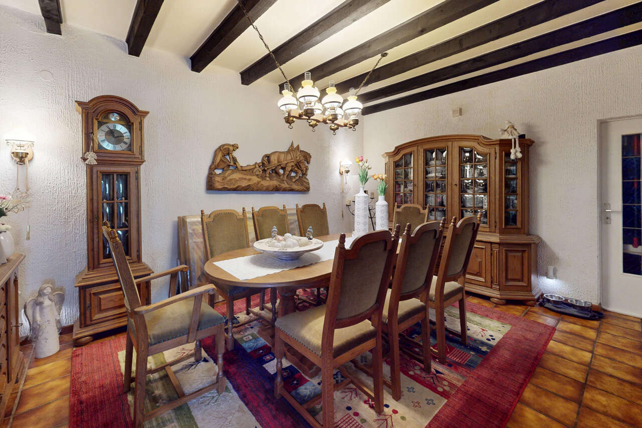 Einfamilienhaus Erftstadt-Erp kaufen Phi: Immobilien-Köln-Haus-Kaufen-KP947-09 Immobilienmakler Erftstadt-Erp Einfamilienhaus kaufen mit Immobilienbewertung