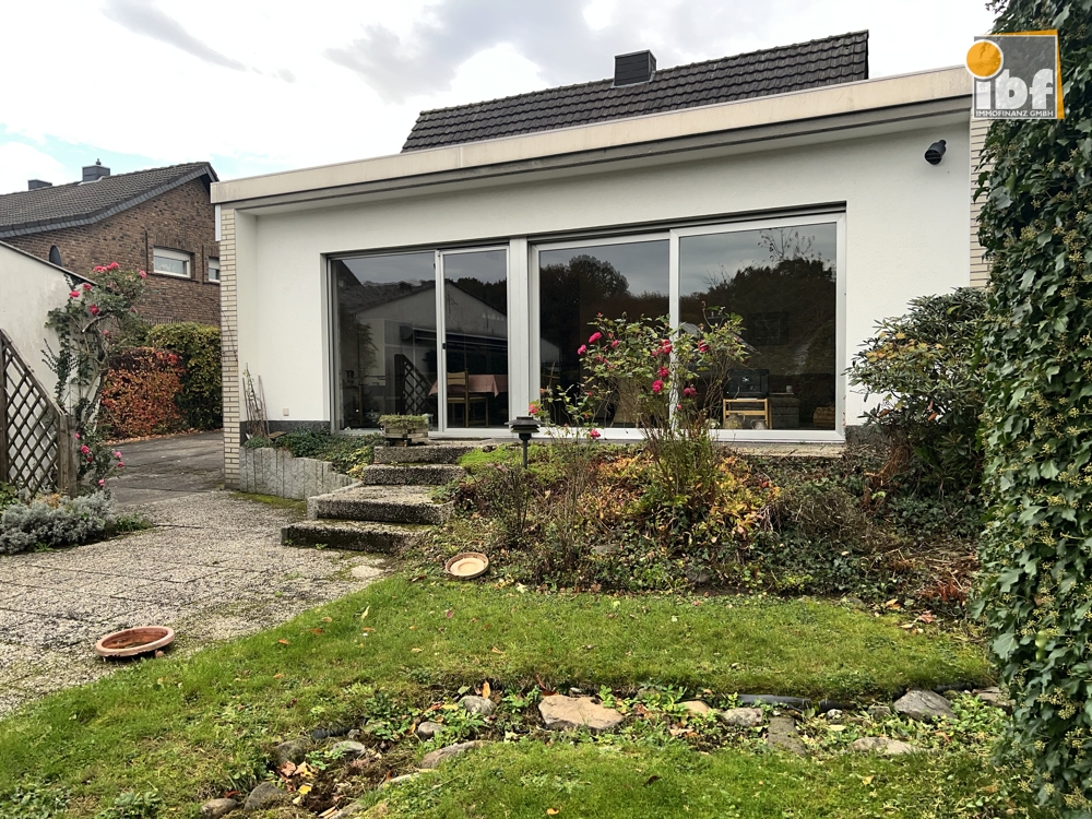 Einfamilienhaus Stolberg (Rheinland) / Atsch kaufen Phi: IMG_3132 Immobilienmakler Stolberg (Rheinland) / Atsch Einfamilienhaus kaufen mit Immobilienbewertung