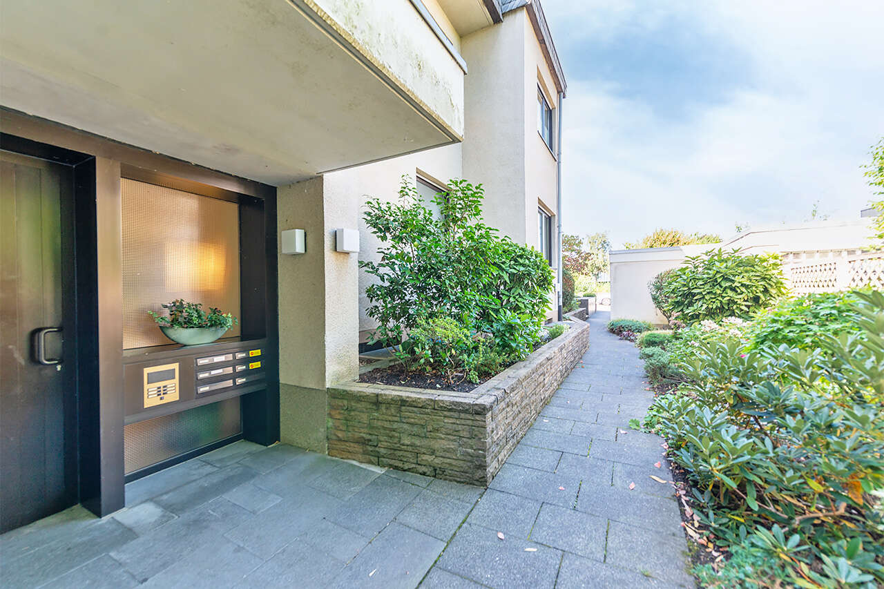 Immobilienmakler Aachen DG-Wohnung kaufen mit Immobilienbewertung