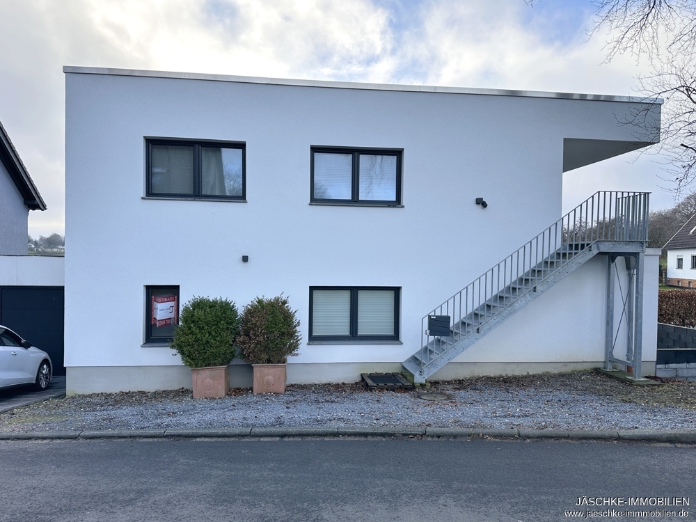 Immobilienmakler Simmerath / Lammersdorf Zweifamilienhaus kaufen mit Immobilienbewertung