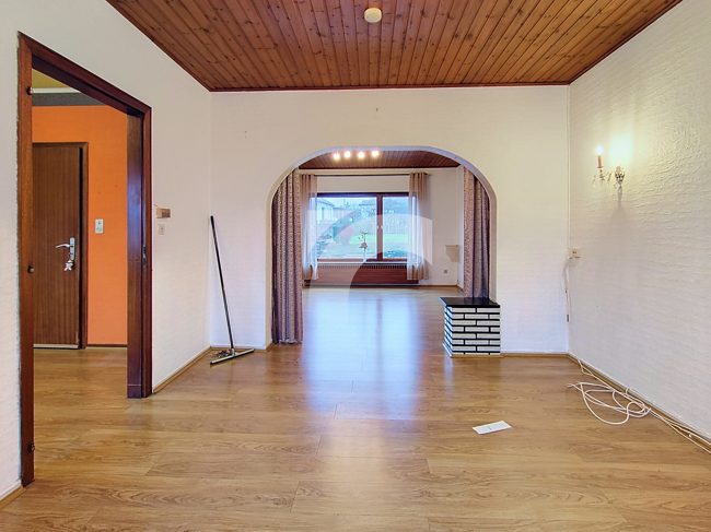 Immobilienmakler KELMIS Einfamilienhaus kaufen mit Immobilienbewertung