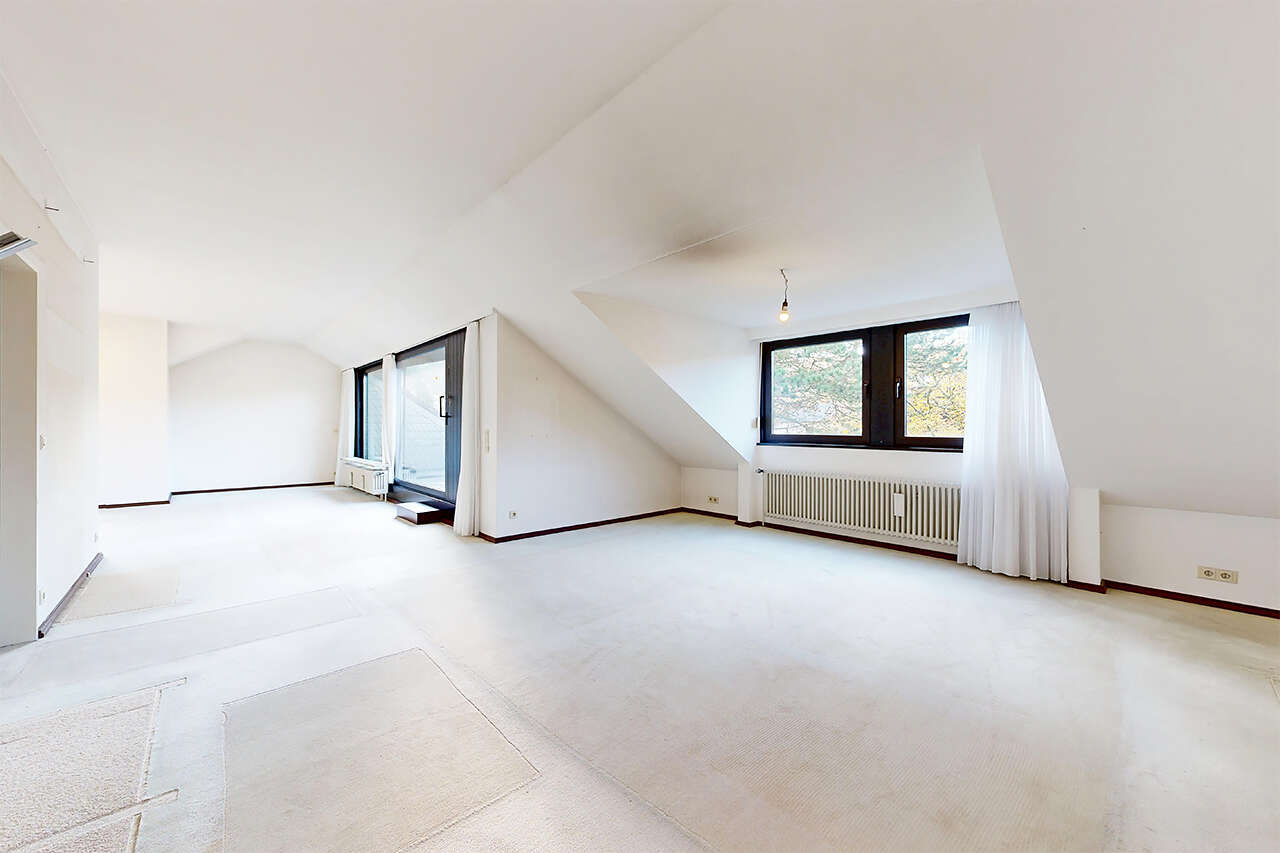 Immobilienmakler Aachen DG-Wohnung kaufen mit Immobilienbewertung