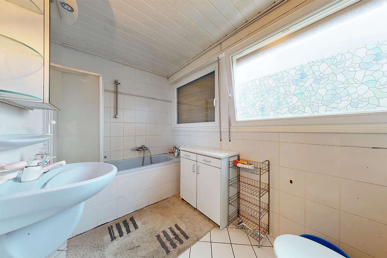 Zweifamilienhaus Euskirchen kaufen Phi: Immobilien-Euskirchen-2FH-Kaufen-WG666-11 Immobilienmakler Euskirchen Zweifamilienhaus kaufen mit Immobilienbewertung