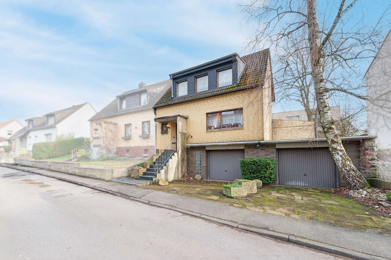 Einfamilienhaus Aachen kaufen Phi: Immobilien-Aachen-Haus-Kaufen-LM415-11 Immobilienmakler Aachen Einfamilienhaus kaufen mit Immobilienbewertung