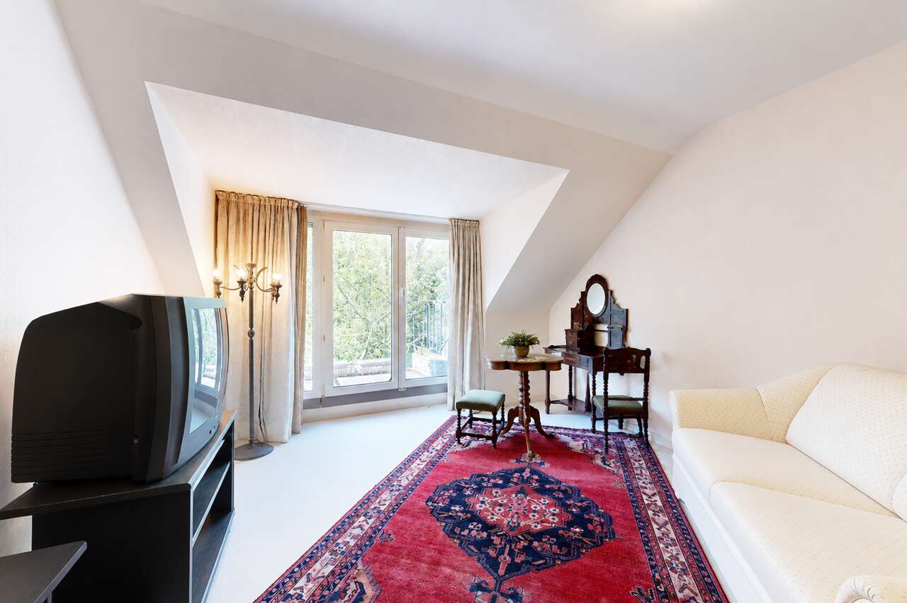 Mehrfamilienhaus Köln kaufen Phi: Immobilien-Köln-Wohnung-kaufen-HF081-04 (bearbeitet) Immobilienmakler Köln Mehrfamilienhaus kaufen mit Immobilienbewertung