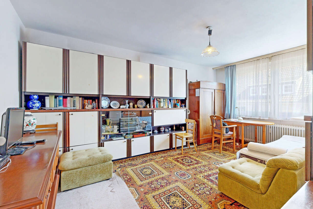 Mehrfamilienhaus Köln kaufen Phi: Immobilien-Köln-Haus-kaufen-HF081-27 Immobilienmakler Köln Mehrfamilienhaus kaufen mit Immobilienbewertung