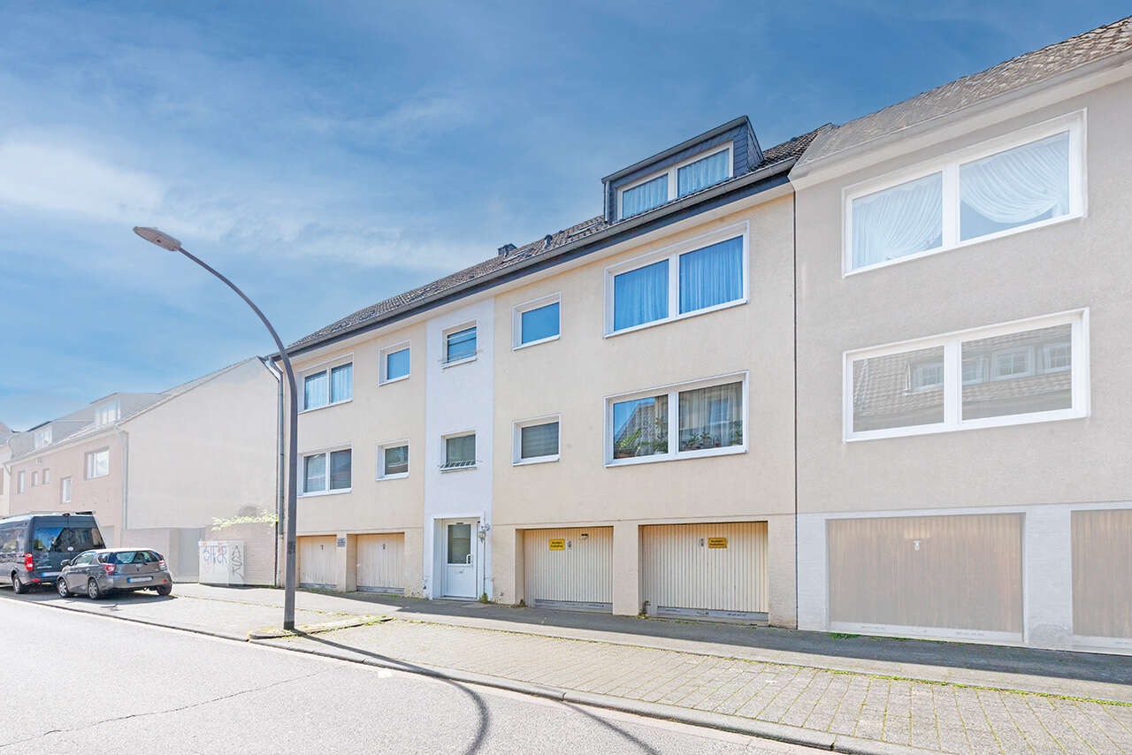 Mehrfamilienhaus Köln kaufen Phi: Immobilien-Köln-Haus-Kaufen-HF081-01 Immobilienmakler Köln Mehrfamilienhaus kaufen mit Immobilienbewertung