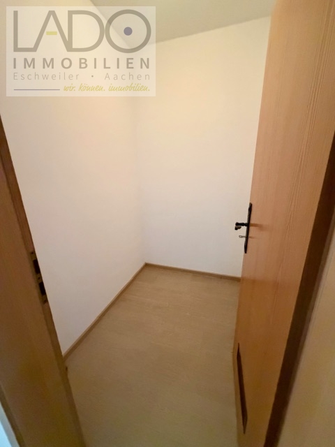 Einfamilienhaus Jülich mieten Phi: Abstellraum Immobilienmakler Jülich Einfamilienhaus mieten mit Immobilienbewertung