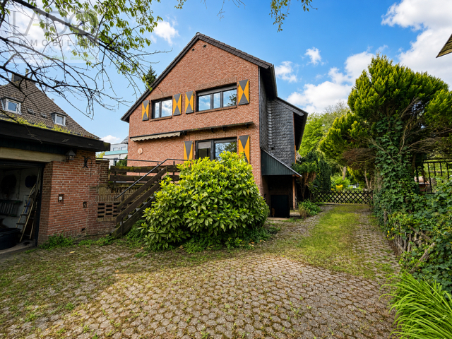 Einfamilienhaus Jülich mieten Phi: Rückseite Immobilienmakler Jülich Einfamilienhaus mieten mit Immobilienbewertung